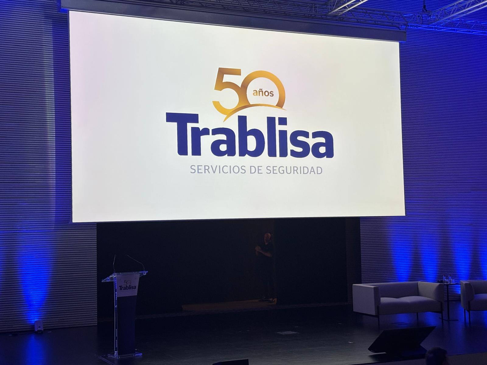 foto logo trablisa 50 aÑos